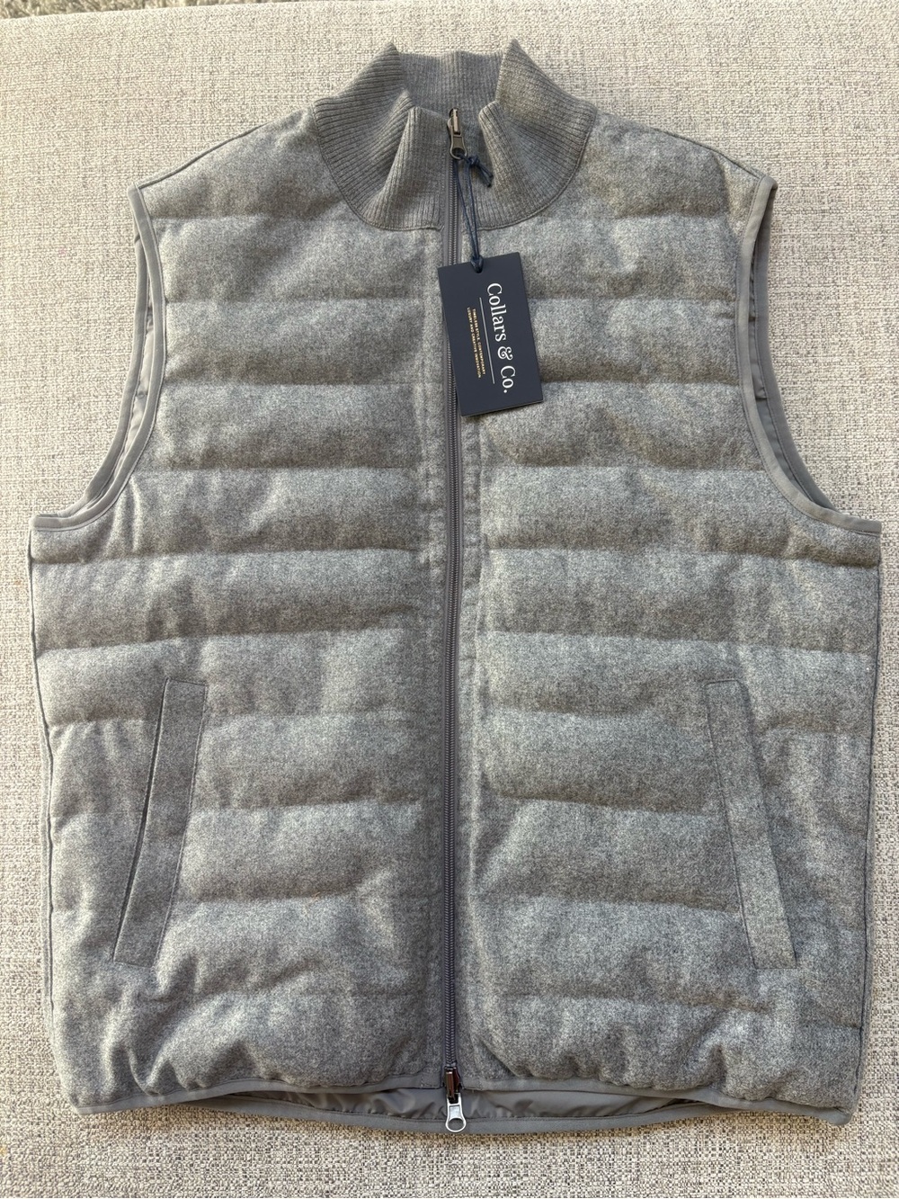 Collars & Co. Men's Heather Gray Quilted Down Vest - reversible